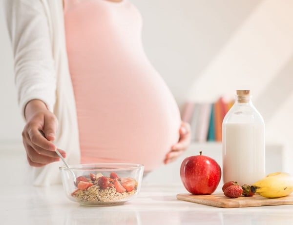 Chế độ dinh dưỡng không đầy đủ khi mang thai sẽ gây nên suy dinh dưỡng ở trẻ